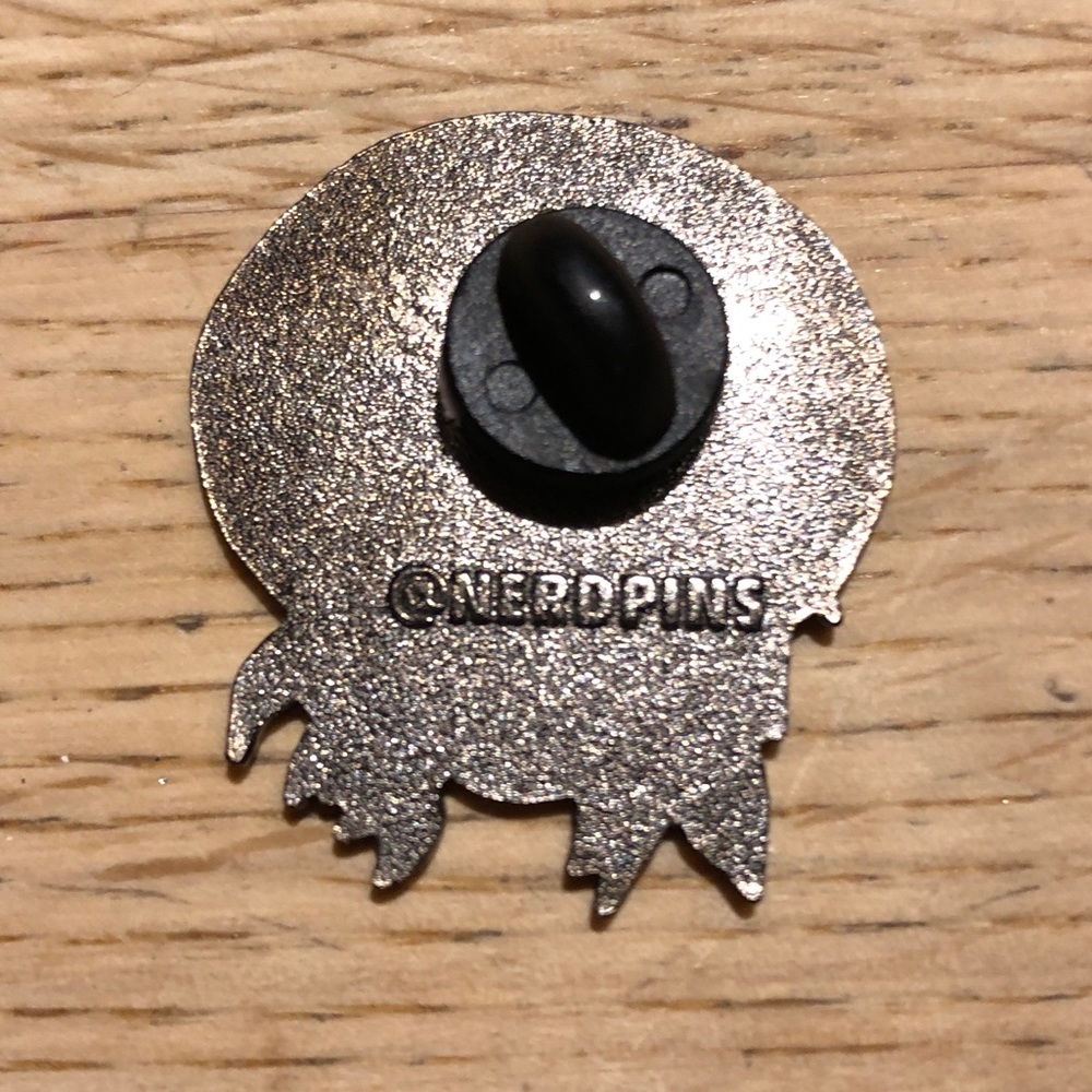 Nerdpins Lydia Deetz Beetlejuice Enamel Pin Goth Punk Tim Burton Hot Topic - Picture 3 of 4